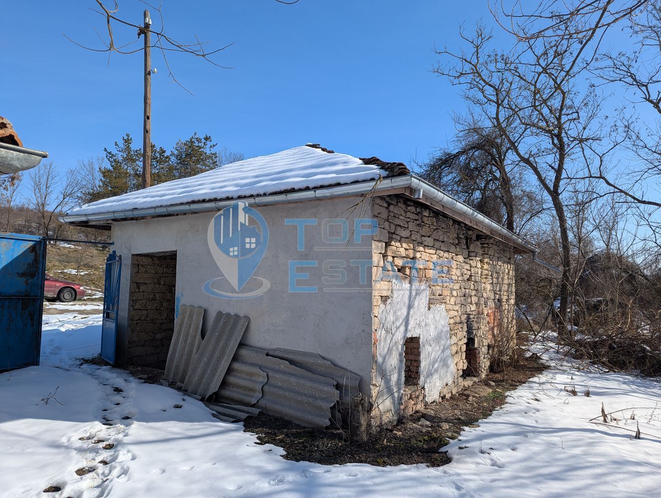 Промишлено помещение в покрайнините на град Борово, област Русе - 0