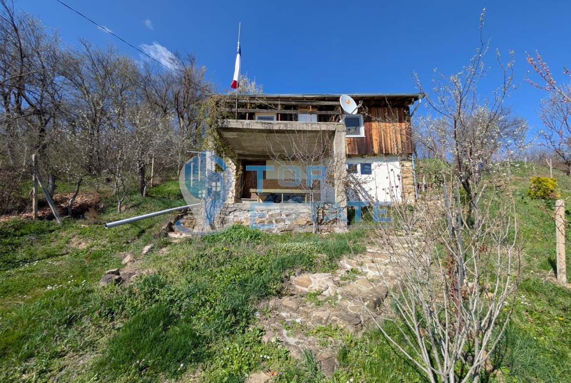 Къща с прекрасна панорама в село Длъжка поляна, област Търговище - 0