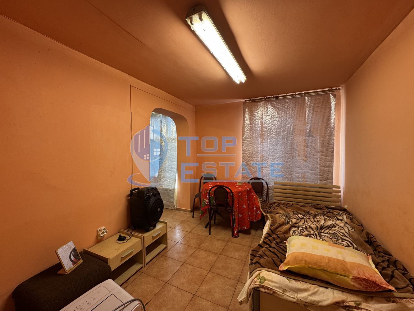 Етаж от къща с панорамна гледка в град Габрово-0 Етаж от къща с панорамна гледка в град Габрово - 0