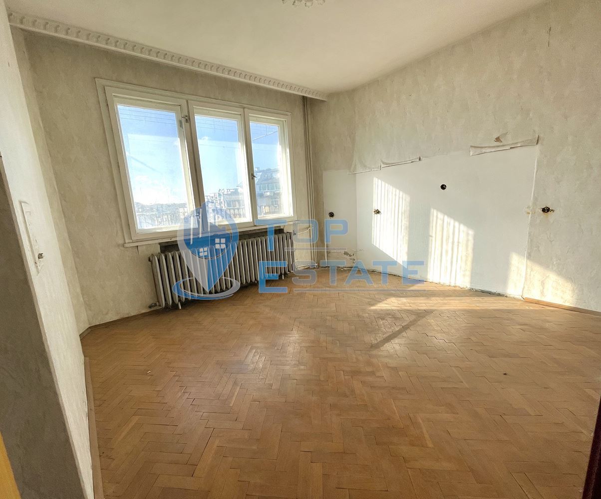 Многостаен тухлен апартамент в кв. Бузлуджа-0 Многостаен тухлен апартамент в кв. Бузлуджа - 0