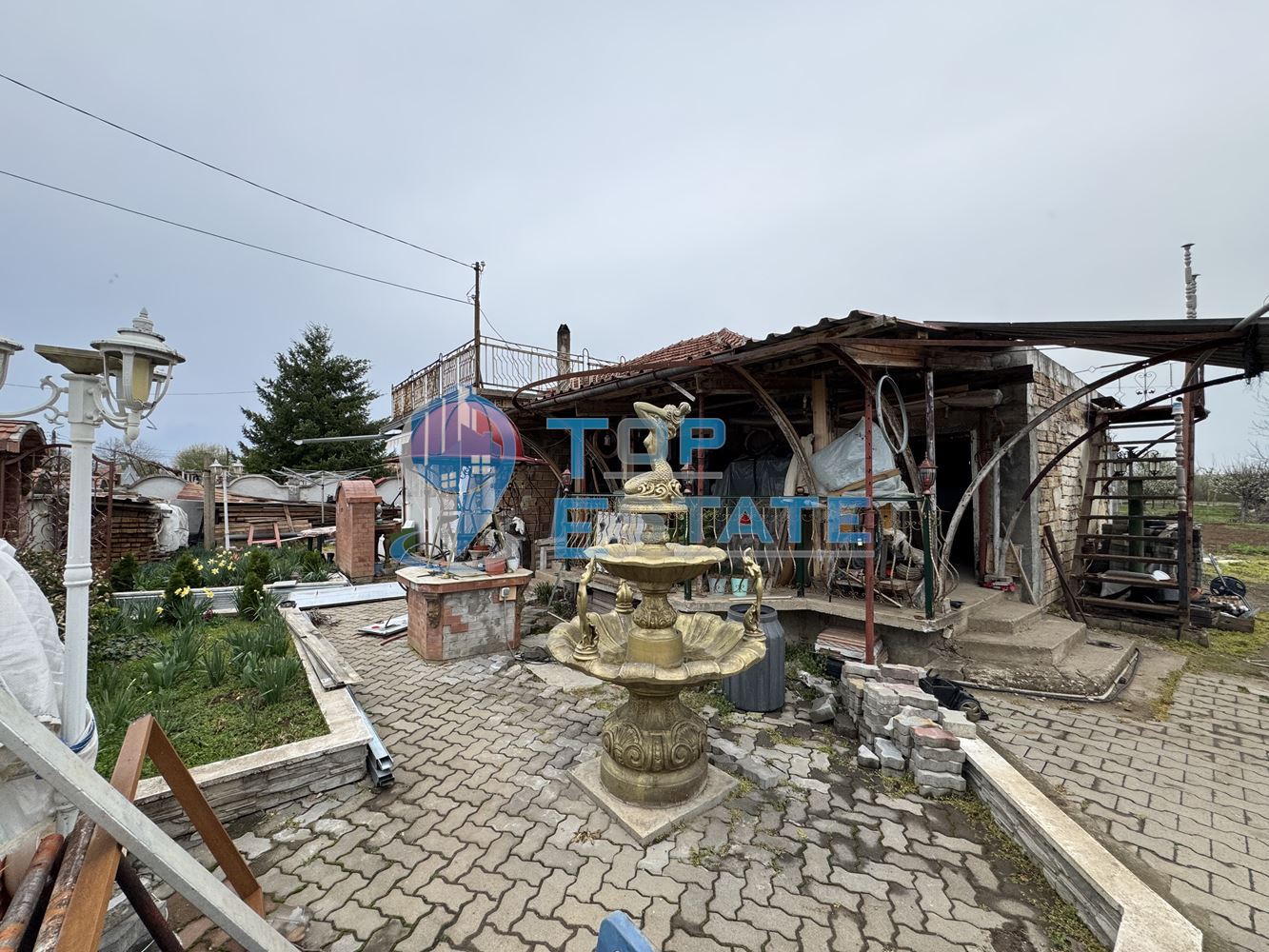 Къща с кладенец в село Правда, област Велико Търново - 0