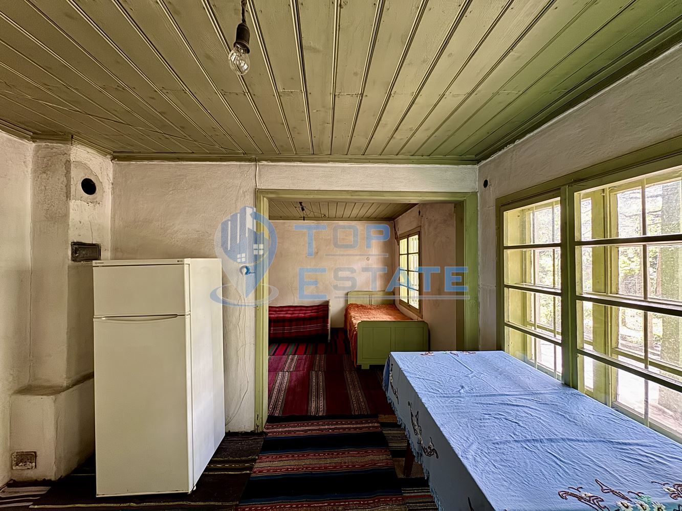 Тухлена къща с допълнителни постройки в село Миндя, област Велико Търново - 0