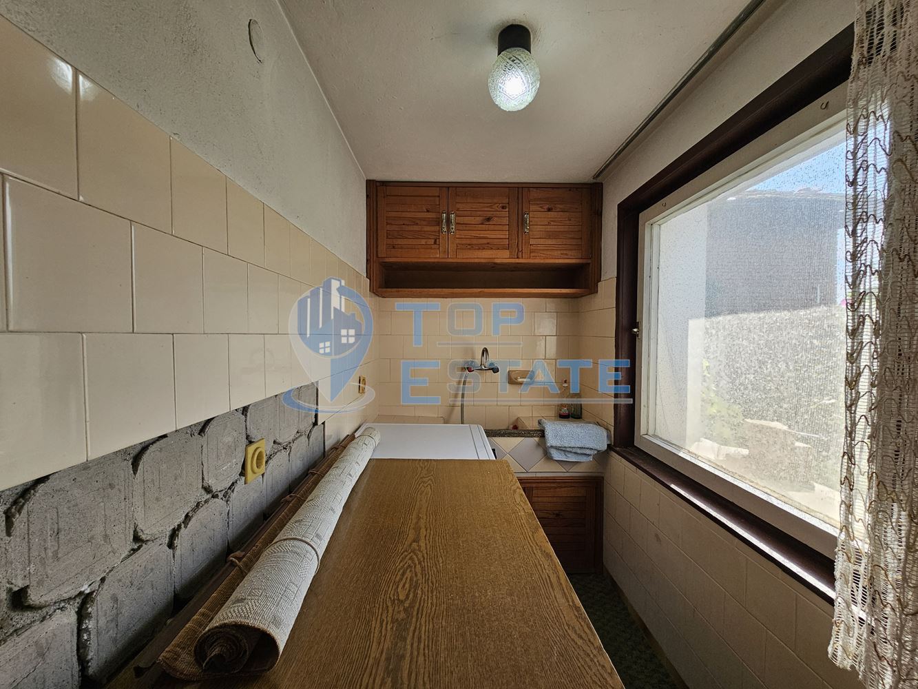 Монолитна двуетажна къща с втора къща в един двор в село Ново Градище, област Велико Търново - 0