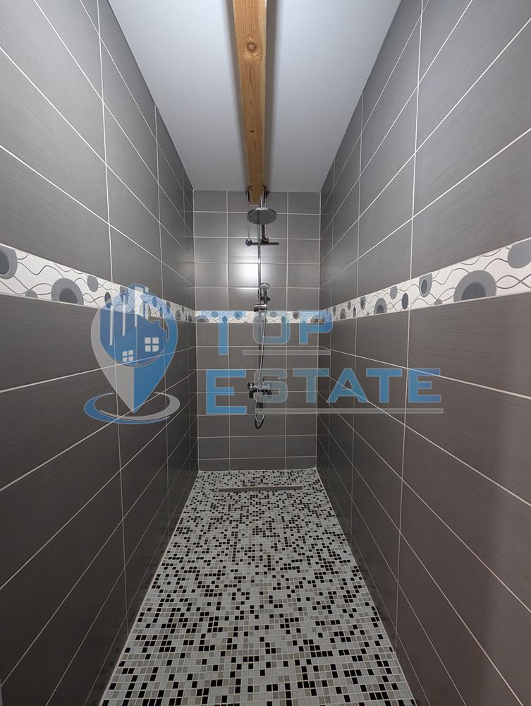 Реновирана тухлена къща с красива панорама и басейн в село Садина-0 Реновирана тухлена къща с красива панорама и басейн в село Садина - 0