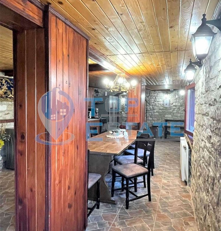 Успешно работеща къща за гости с басейн и отлична репутация в село Миндя - 0