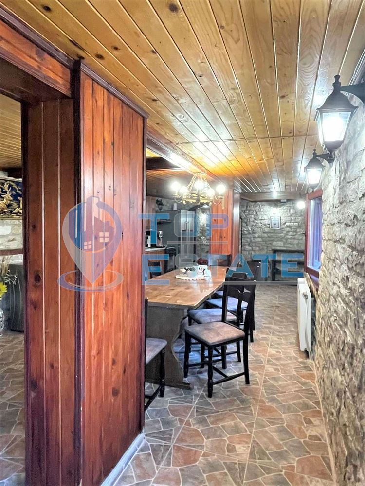 Успешно работеща къща за гости с басейн и отлична репутация в село Миндя - 0