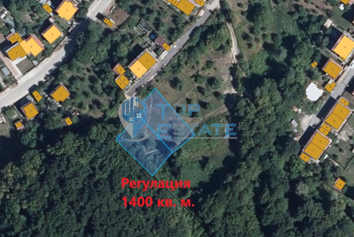 Парцел в регулация в близост до центъра на град Плачковци - 0