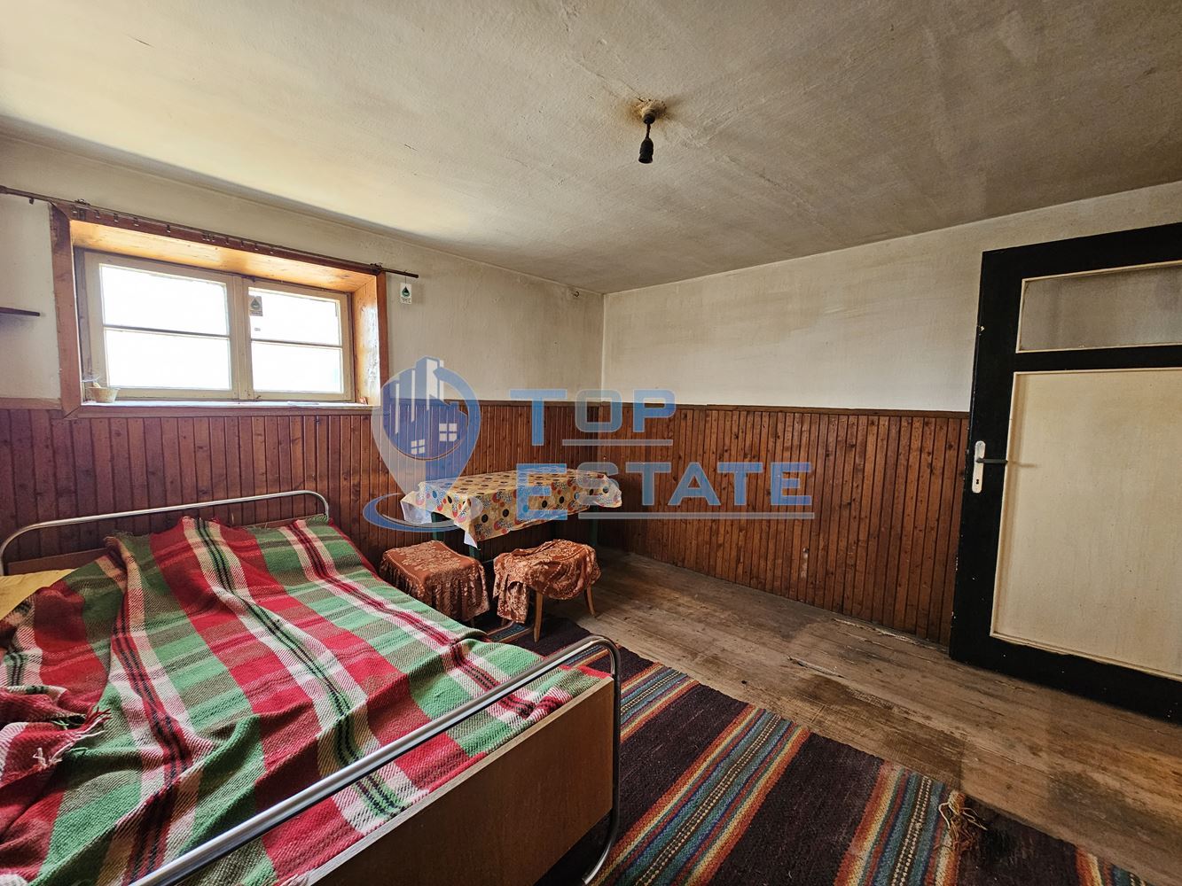 Здрава тухлена къща с три спални в село Копривец, област Русе - 0