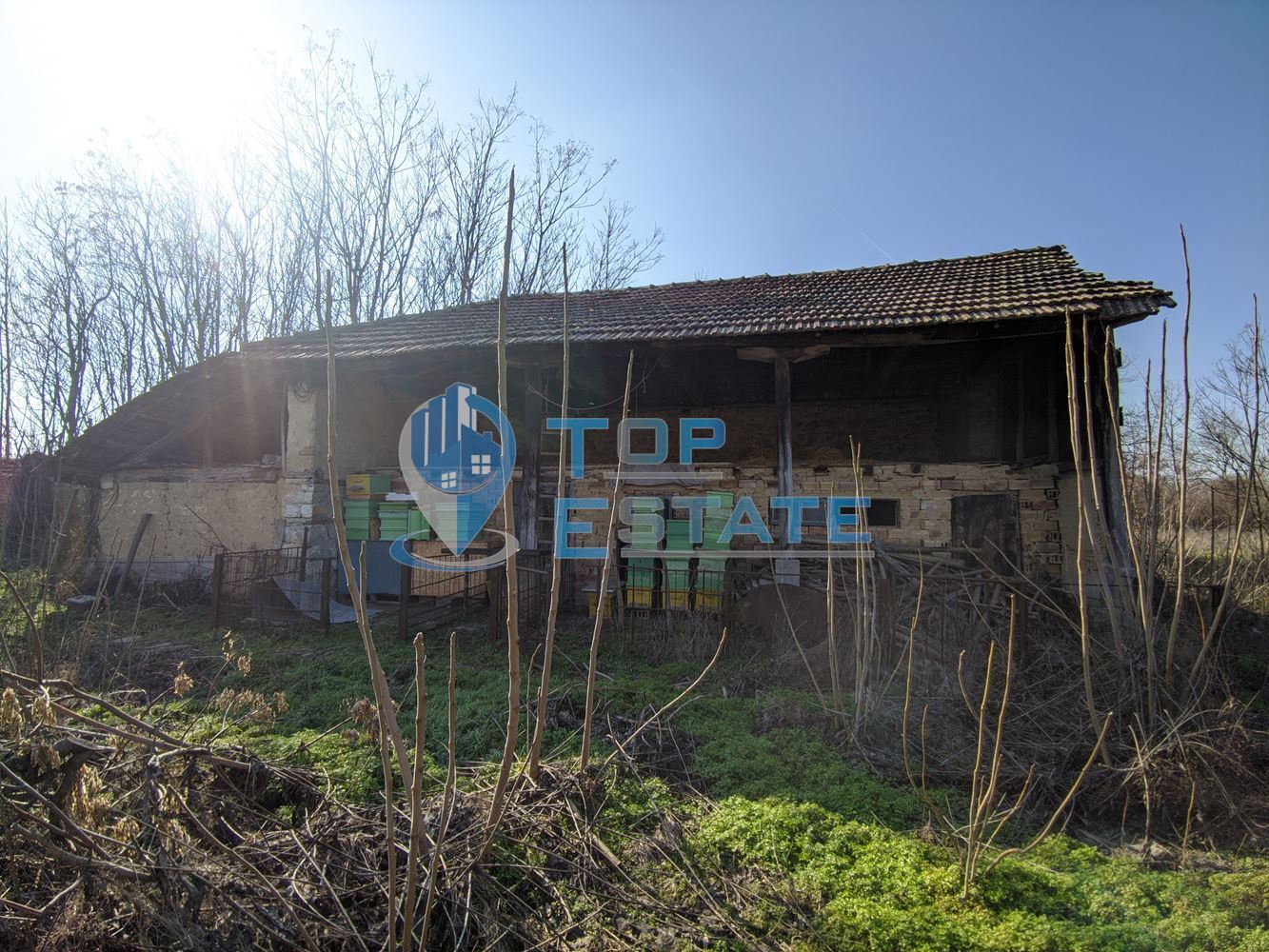 Старинна къща с голям двор в село Мусина - 0