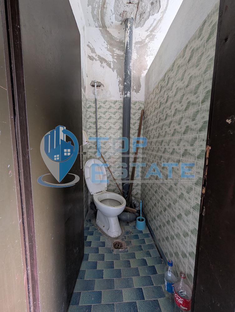 Масивна сграда за обществено обслужване в град Плачковци - 0