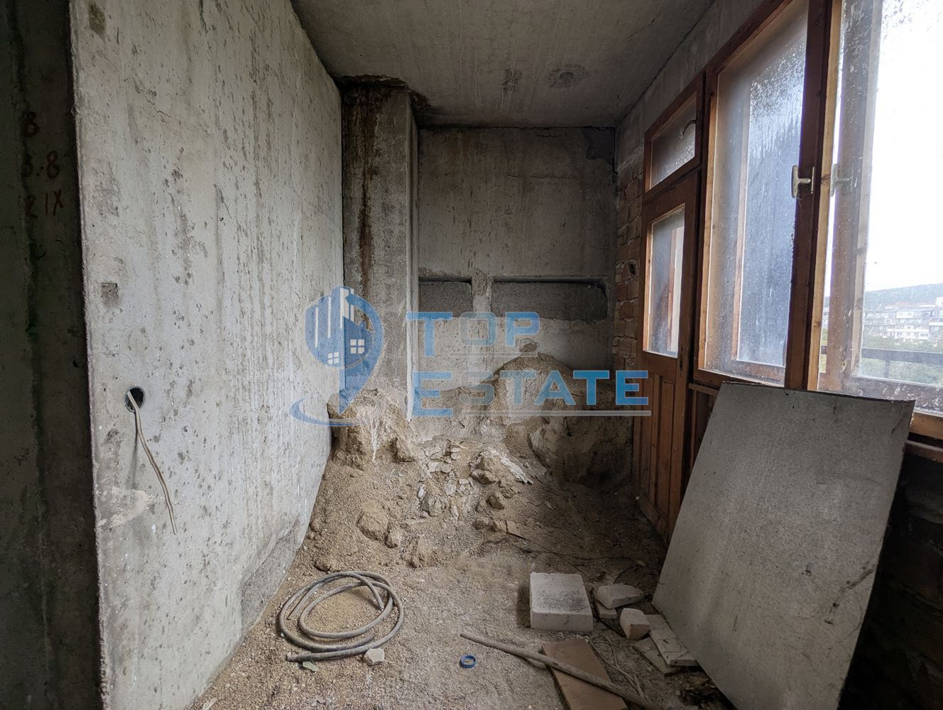 Многостаен апартамент в квартал Пролет, град Горна Оряховица, област Велико Търново-0 Многостаен апартамент в квартал Пролет, град Горна Оряховица, област Велико Търново - 0