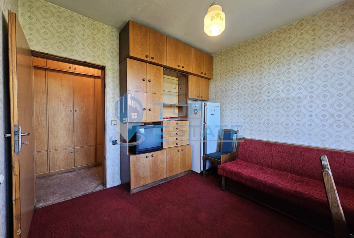 Многостаен тухлен апартамент с гараж в квартал Бузлуджа, град Велико Търново - 0