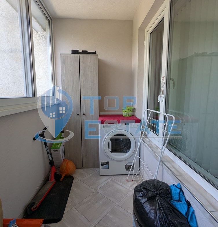 Четиристаен обзаведен апартамент на междинен етаж в кв. Пролет, гр. Горна Оряховица, обл. Велико Търново - 0