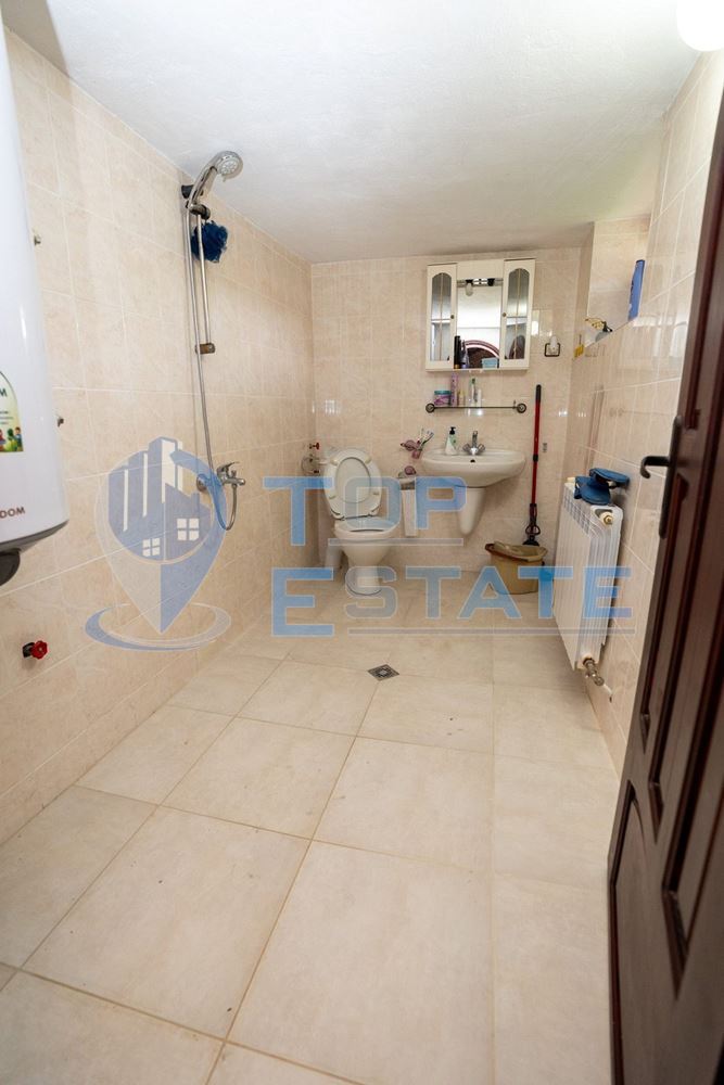 Успешно работеща къща за гости с басейн и отлична репутация в село Миндя - 0