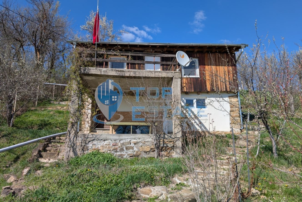 Къща с прекрасна панорама в село Длъжка поляна, област Търговище - 0