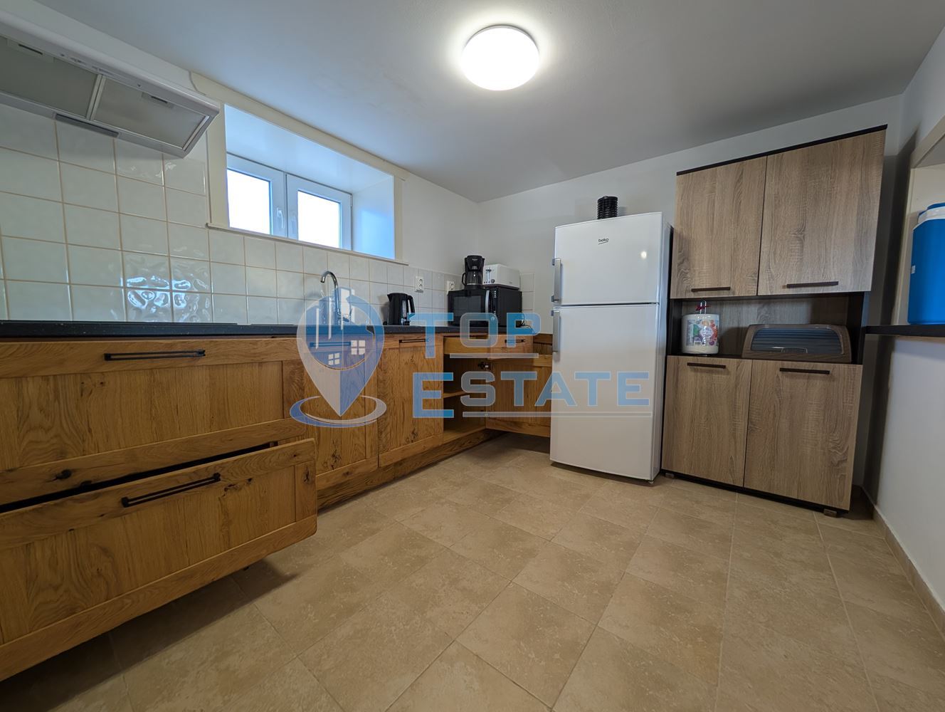 Реновирана тухлена къща с красива панорама и басейн в село Садина-0 Реновирана тухлена къща с красива панорама и басейн в село Садина - 0