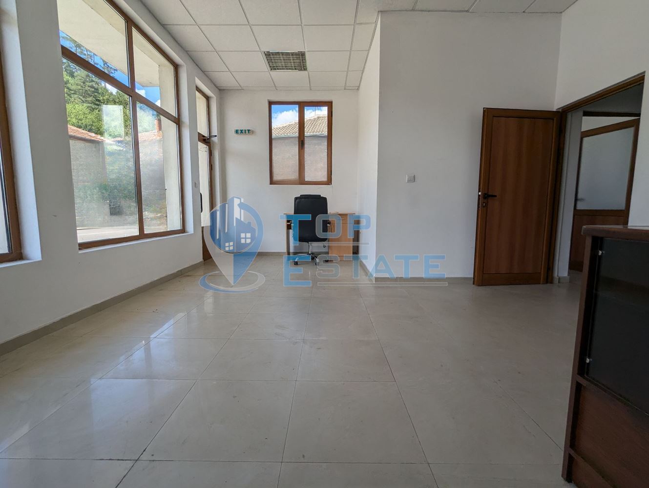 Търговско помещение в град Трявна-0 Търговско помещение в град Трявна - 0