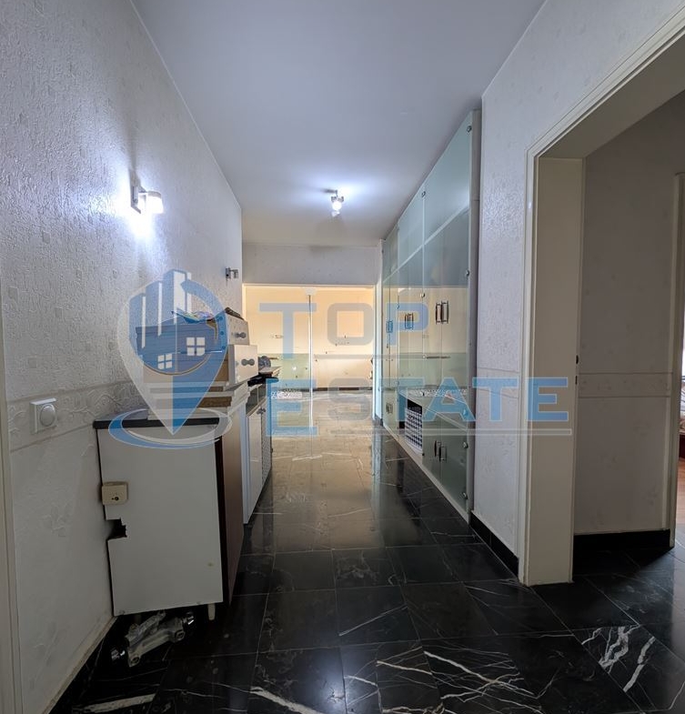 Тухлен тризонет в квартал Зона Б на град Велико Търново - 0