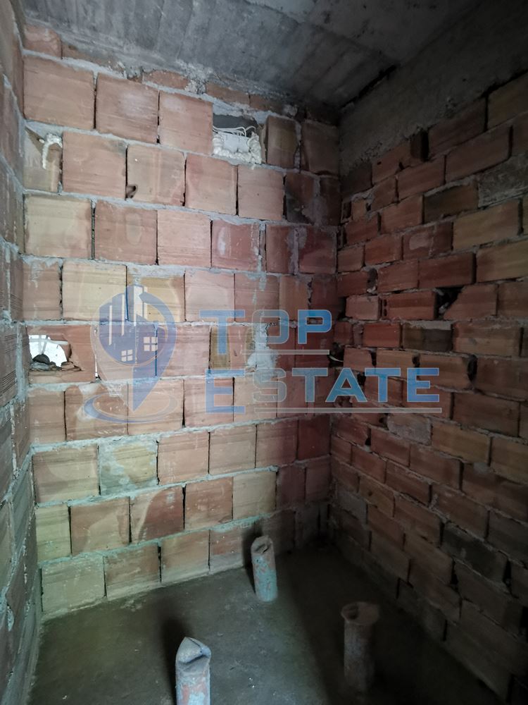 Триетажна къща ново строителство в близост до центъра на град Трявна - 0