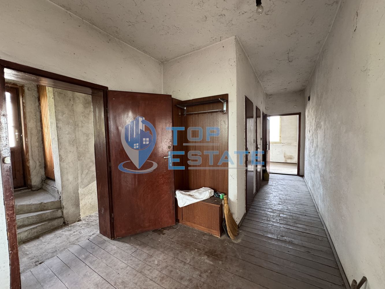 Етаж от къща със сутеренен етаж в град Павликени, област Велико Търново - 0