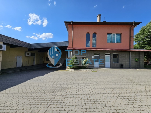 Промишленa сграда със собствен трафопост на главен път Русе - Свиленград в село Поликраище - 0