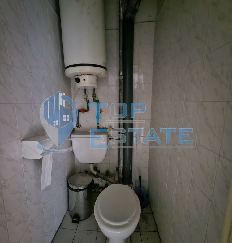 Магазин в центъра на град Велико Търново - 0