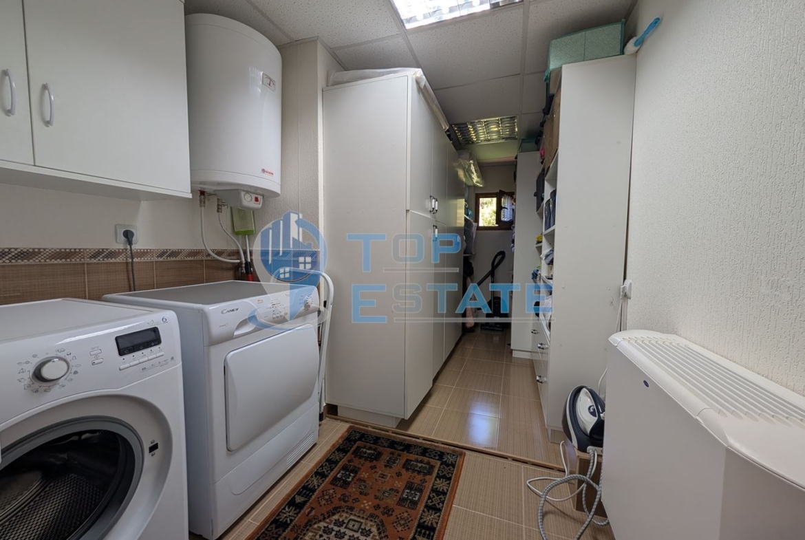 Реновирана двуетажна къща в Тревненския балкан - 0