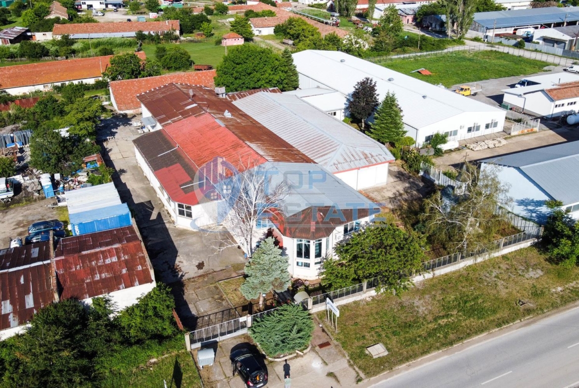 Производствено-административен комплекс в гр. Лясковец, област Велико Търново. - 0