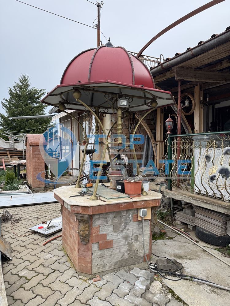 Къща с кладенец в село Правда, област Велико Търново - 0