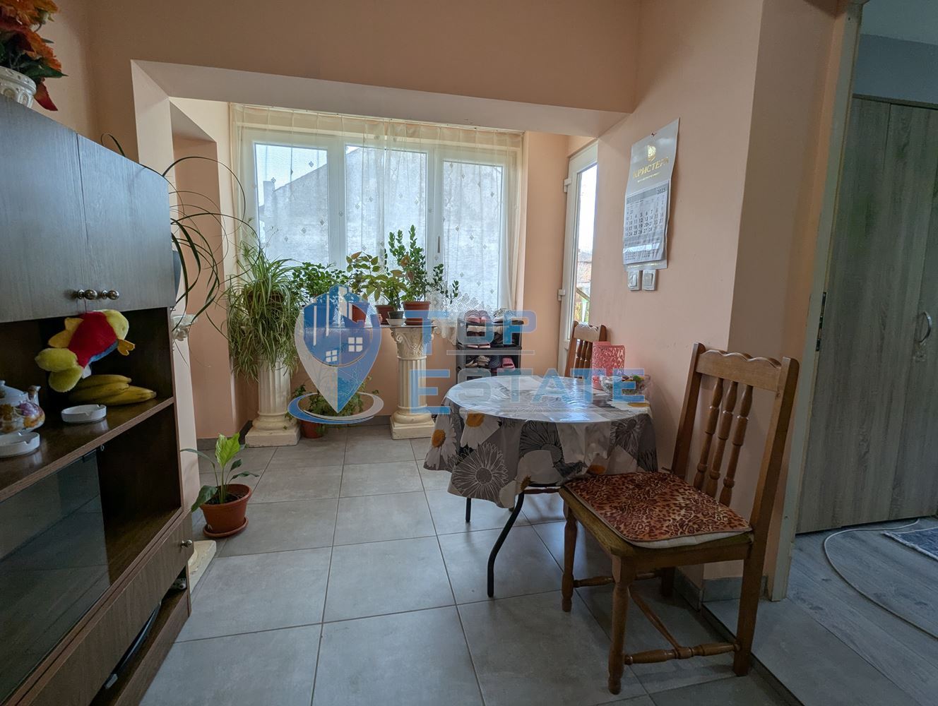 Ремонтирана тухлена къща на главната улица в село Добри дял, обл. Велико Търново - 0