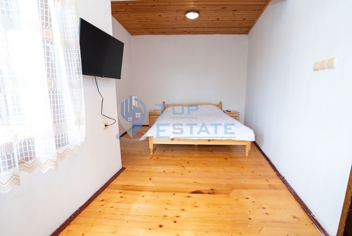 Успешно работеща къща за гости с басейн и отлична репутация в село Миндя - 0