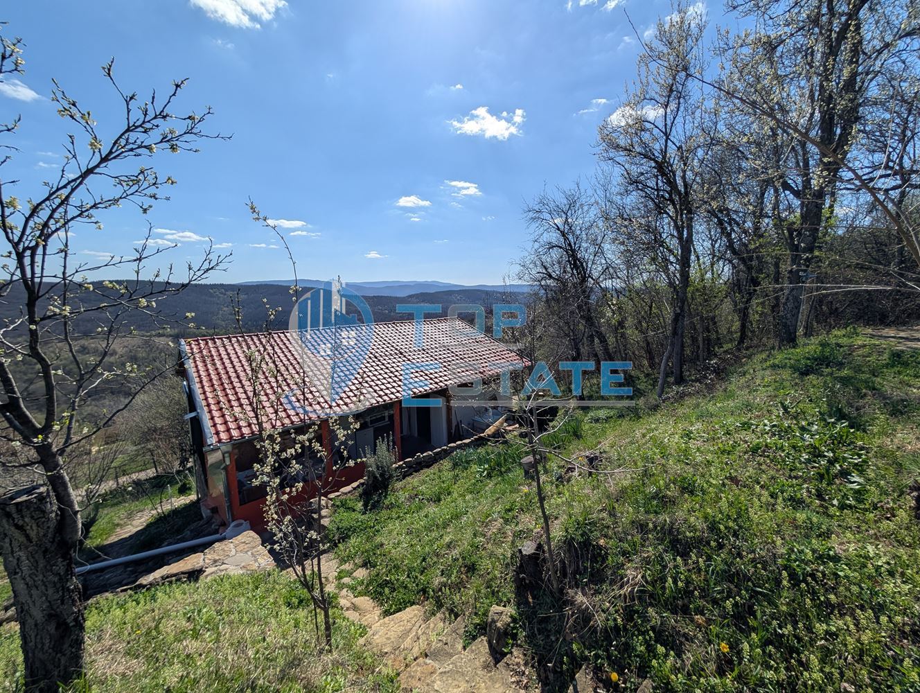 Къща с прекрасна панорама в село Длъжка поляна, област Търговище - 0