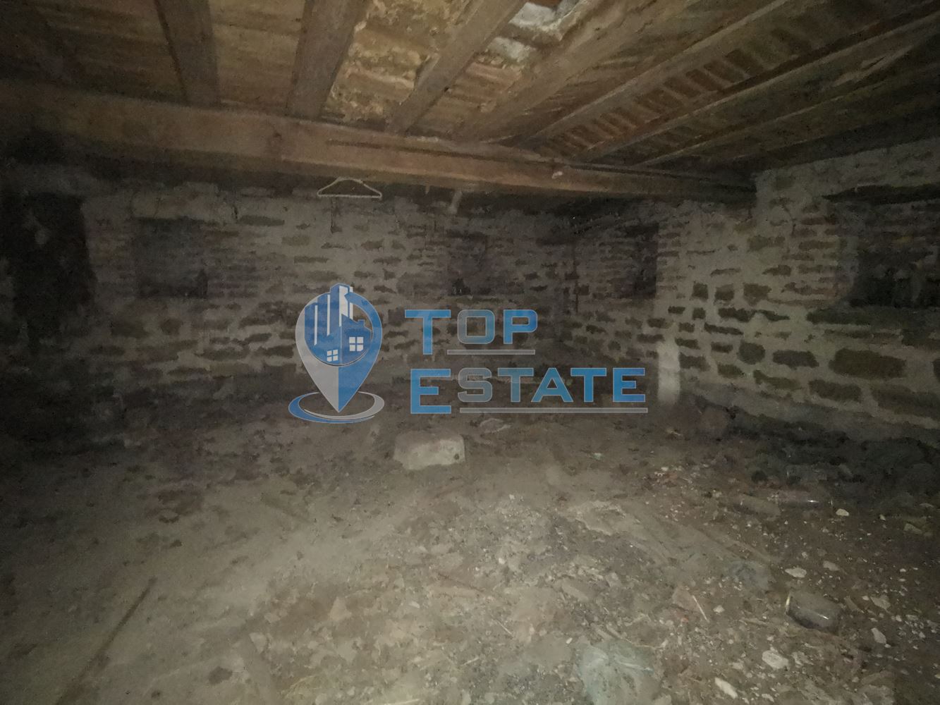 Къща на тиха и спокойна улица в село Поликраище-0 Къща на тиха и спокойна улица в село Поликраище - 0