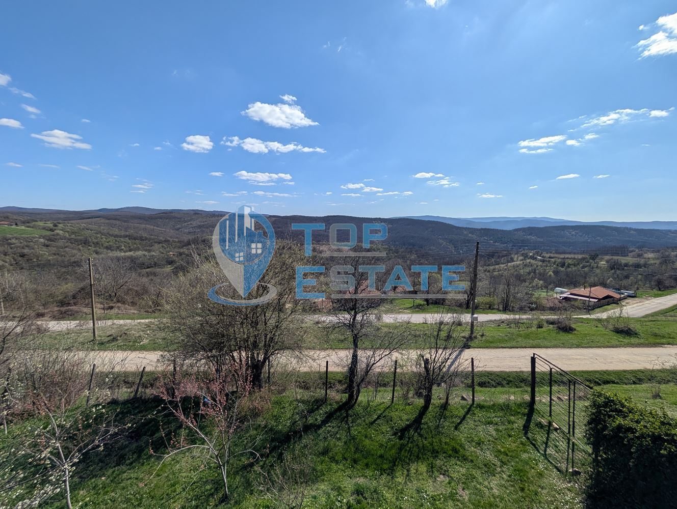 Къща с прекрасна панорама в село Длъжка поляна, област Търговище - 0