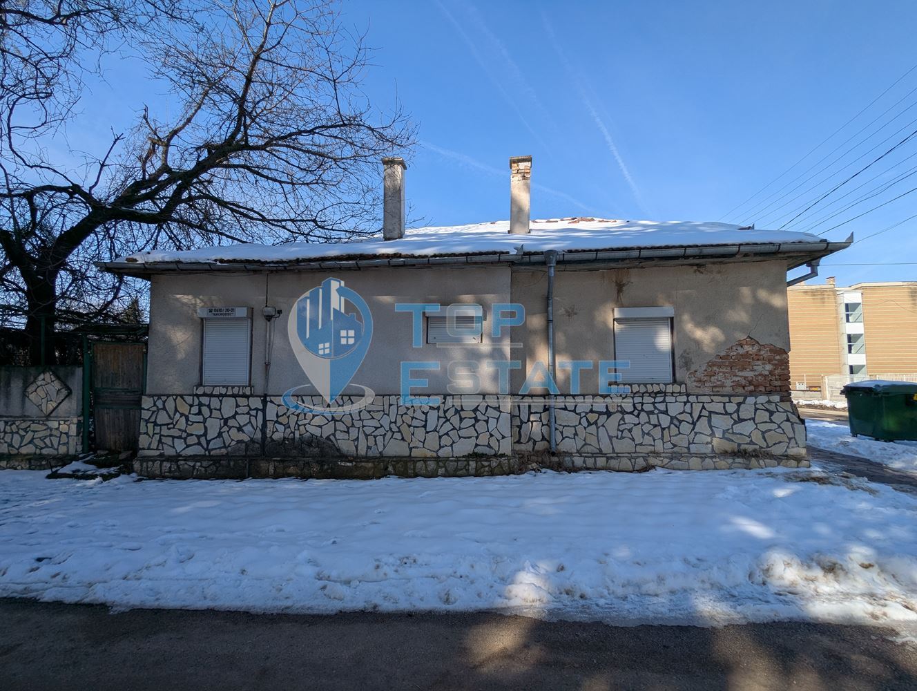 Едноетажна тухлена къща в близост до детска градина в град Борово, област Русе - 0