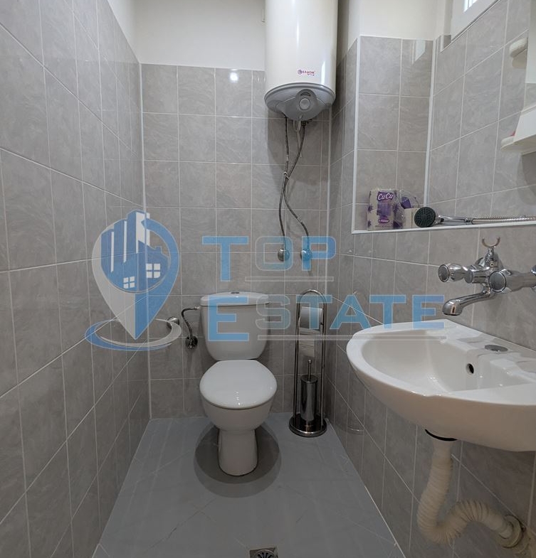 Едноетажна къща след основен ремонт в град Павликени, област Велико Търново - 0