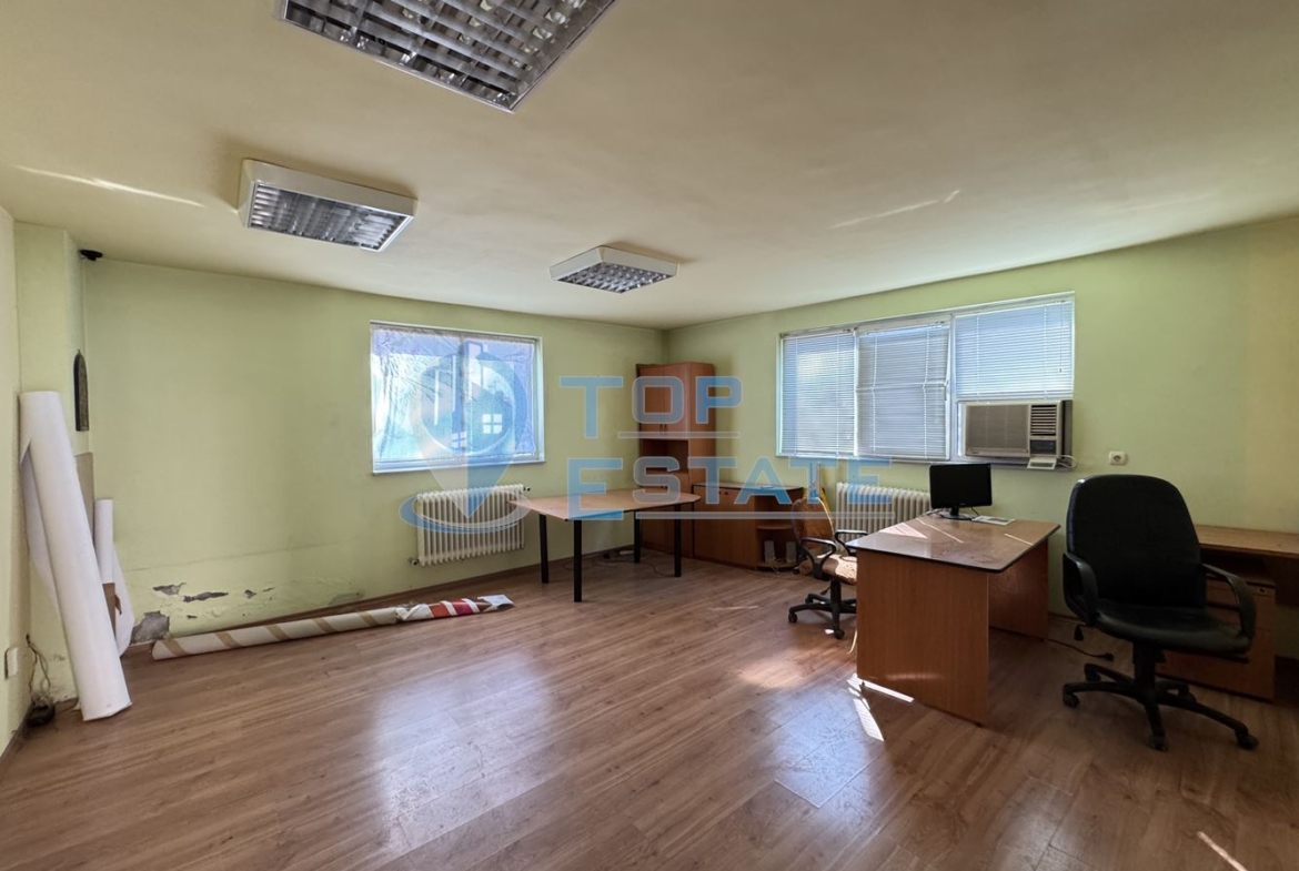 Производствено-административен комплекс в гр. Лясковец, област Велико Търново. - 0