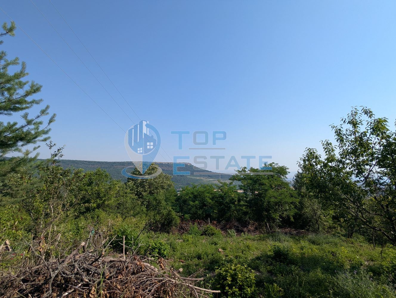 Парцел с панорамна гледка в местност Арбанашко бърдо, град Горна Оряховица, област Велико Търново - 0