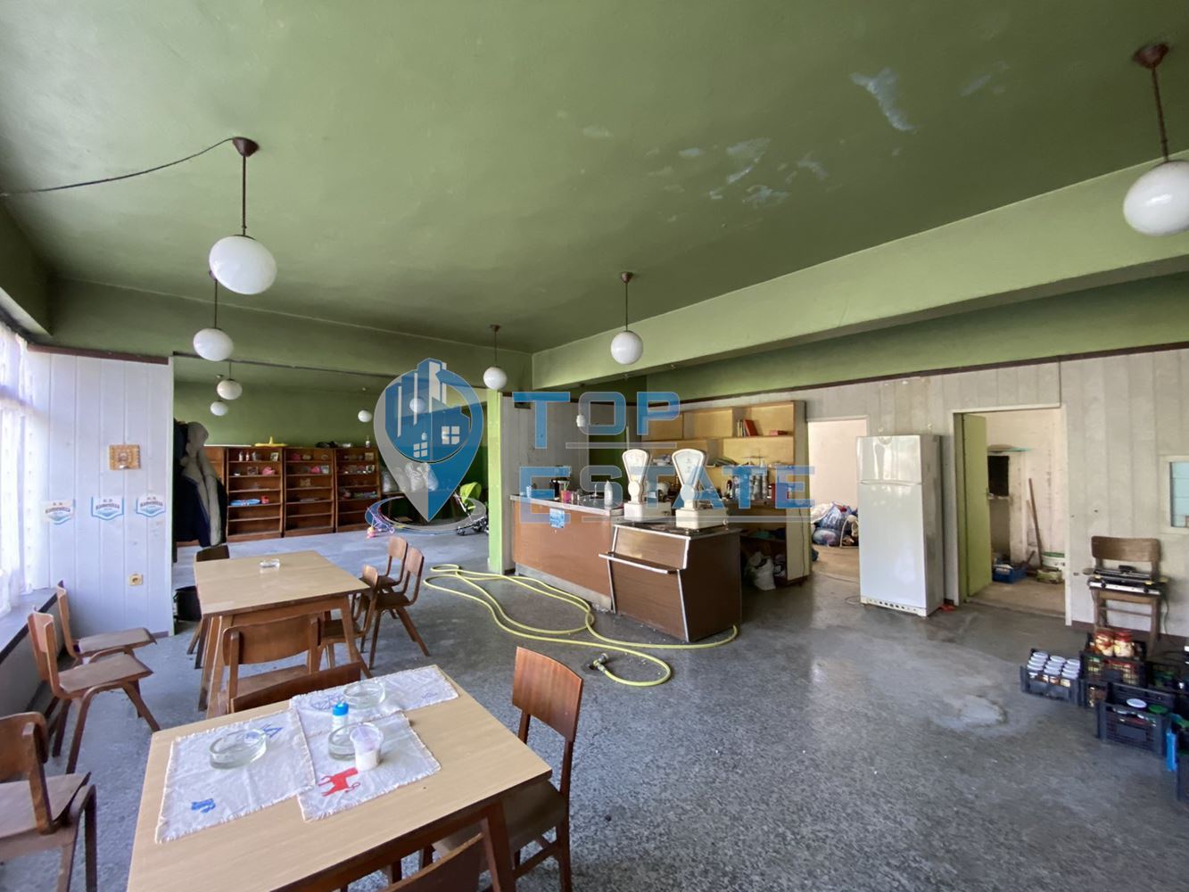 Търговско помещение в центъра на с. Дедина-0 Търговско помещение в центъра на с. Дедина - 0