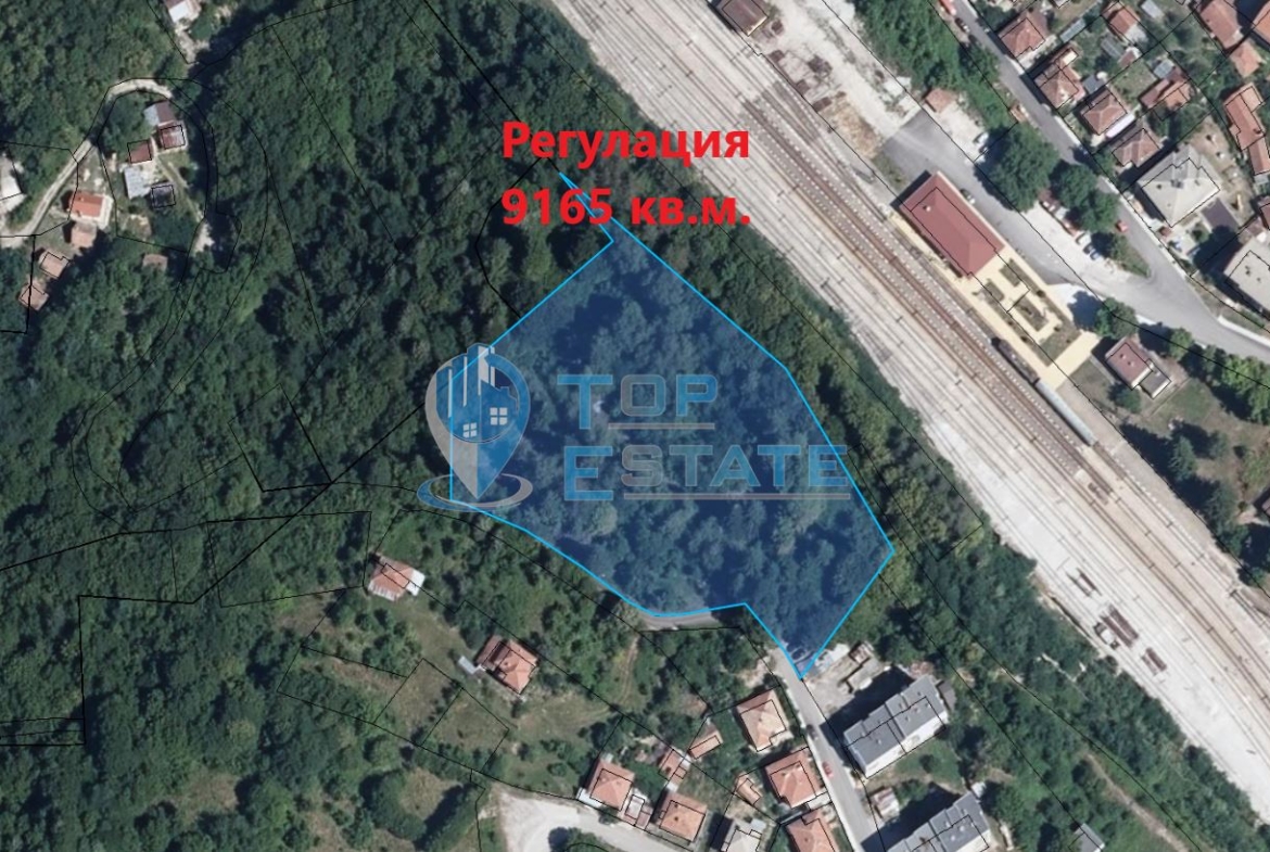 Инвестиционен парцел за хотелски комплекс в град Плачковци - 0