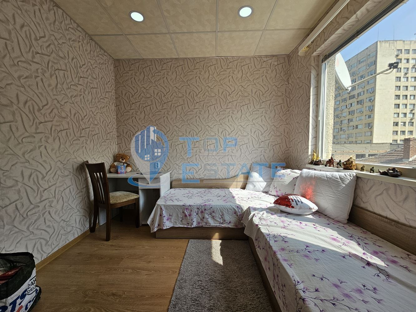 Обзаведен и ремонтиран двустаен тухлен апартамент в Горна Оряховица, квартал Гарата - 0