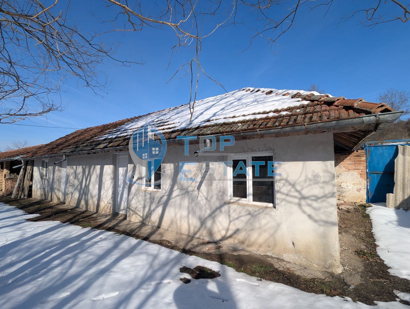 Промишлено помещение в покрайнините на град Борово, област Русе - 0