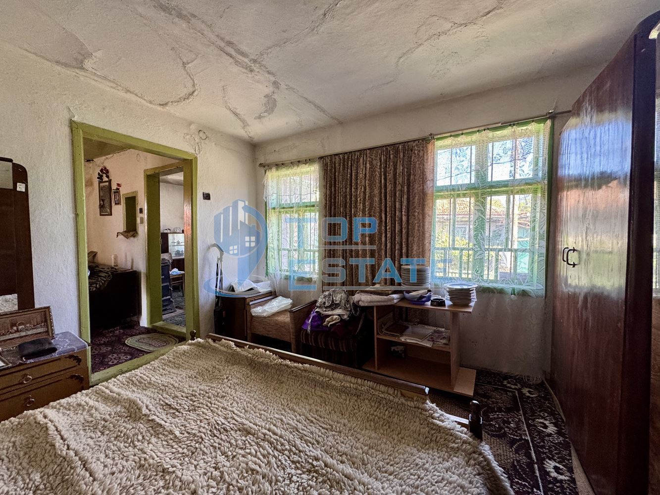 Здрава къща във високата част на село Джулюница, област Велико Търново - 0