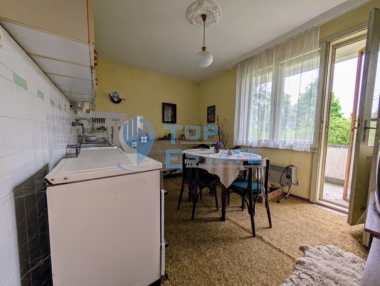 Двуетажна тухлена къща с панорамна гледка в град Плачковци - 0