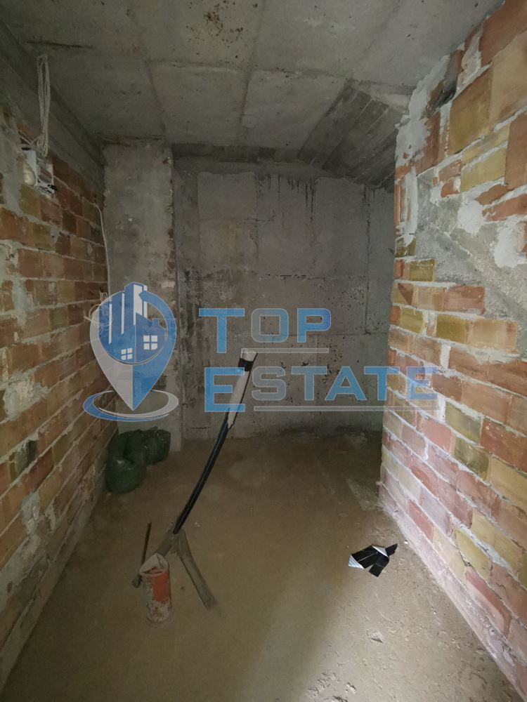 Триетажна къща ново строителство в близост до центъра на град Трявна - 0