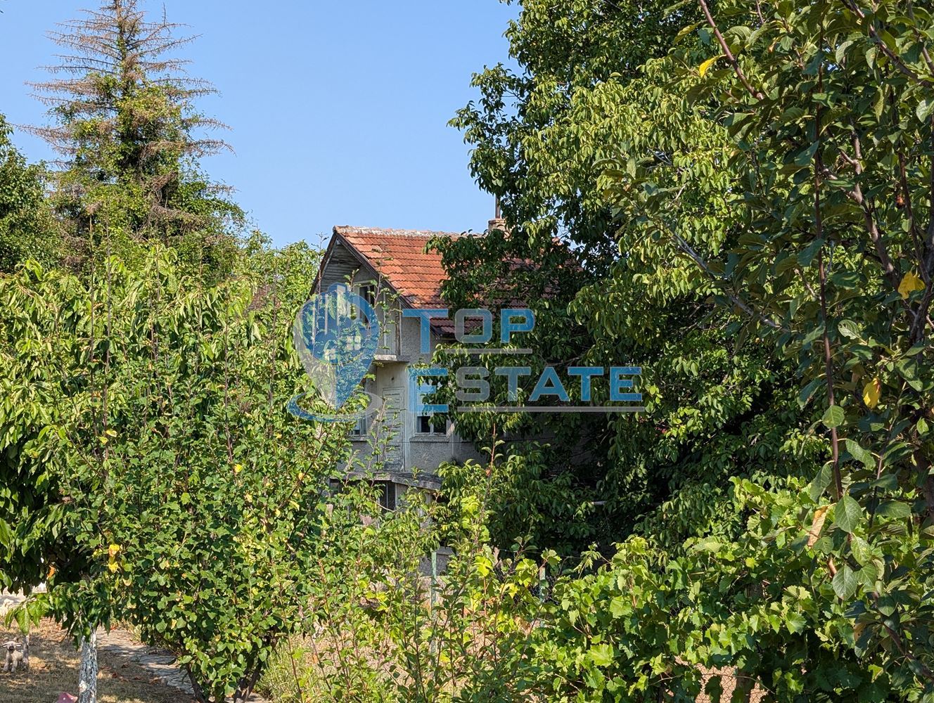 Двуетажна масивна вила в местност Арбанашко бърдо-0 Двуетажна масивна вила в местност Арбанашко бърдо - 0