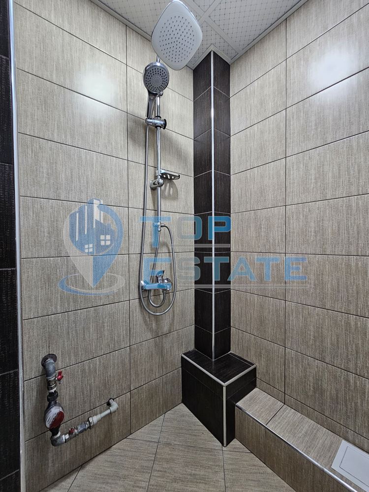 Обзаведен и ремонтиран двустаен тухлен апартамент в Горна Оряховица, квартал Гарата - 0