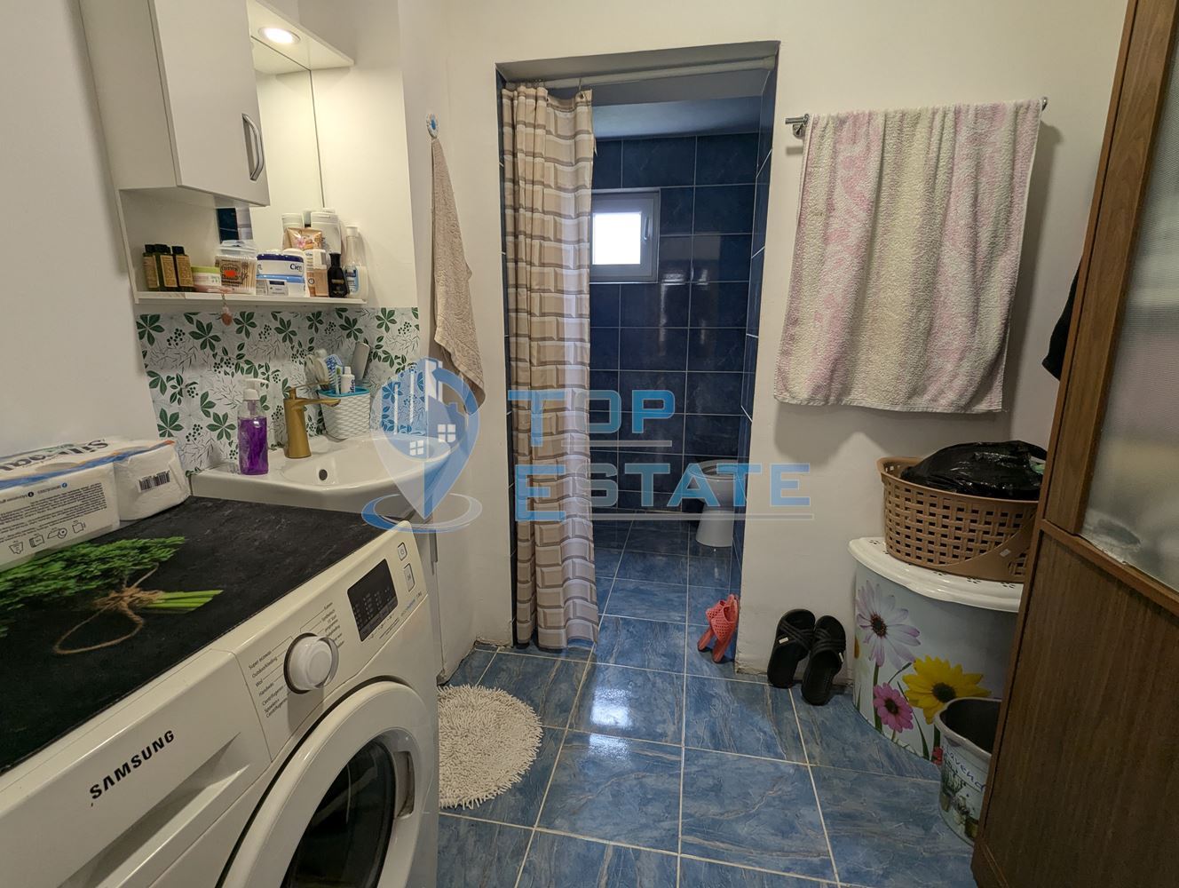 Ремонтирана тухлена къща на главната улица в село Добри дял, обл. Велико Търново - 0