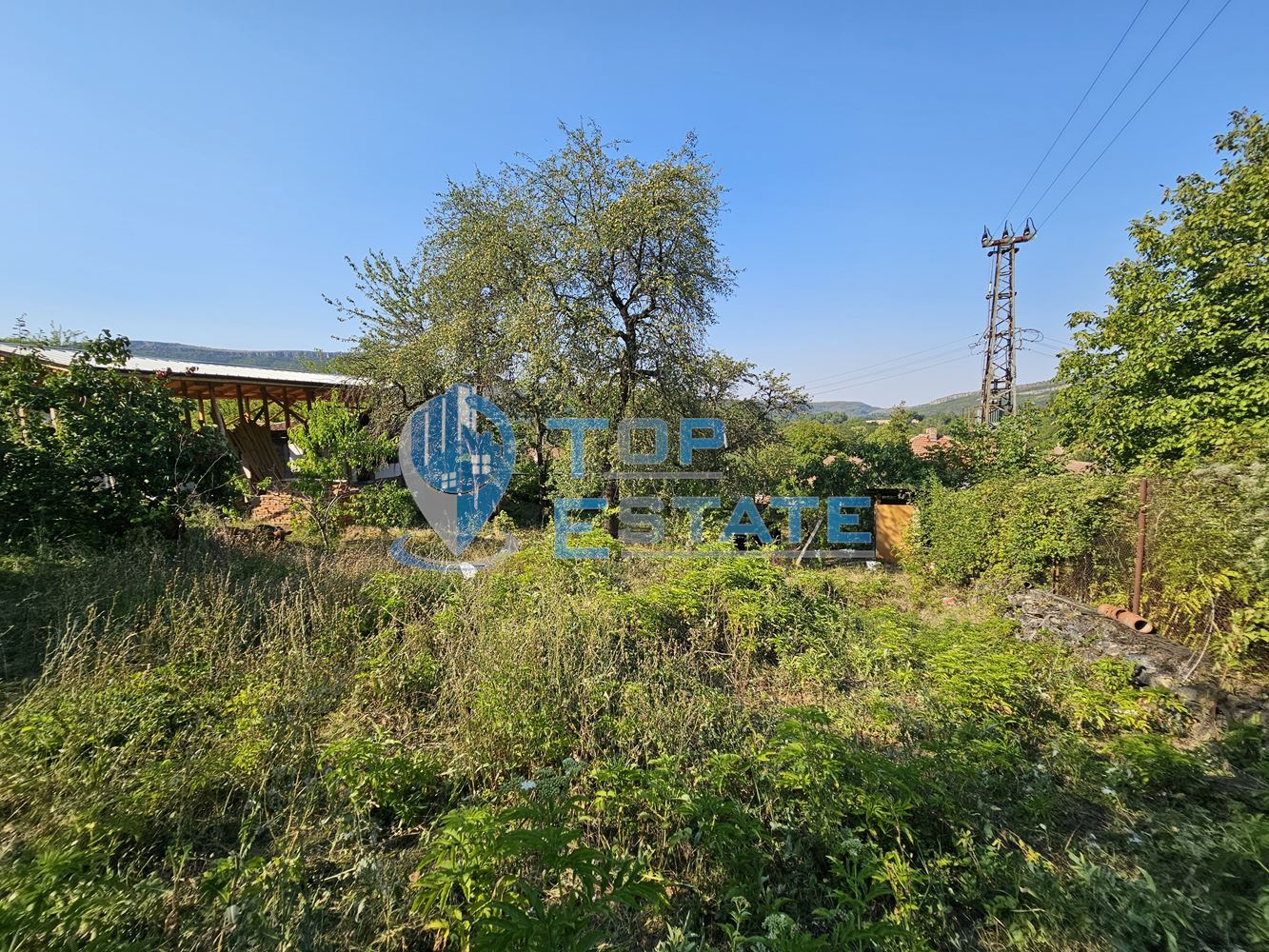 Къща с голям двор в село Горско Косово до язовир Александър Стамболийски - 0