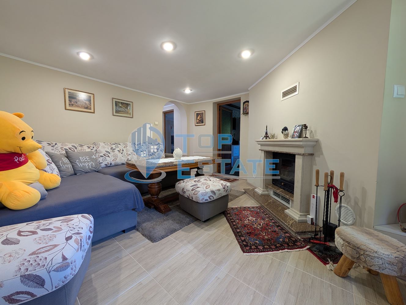 Реновирана двуетажна къща в Тревненския балкан - 0